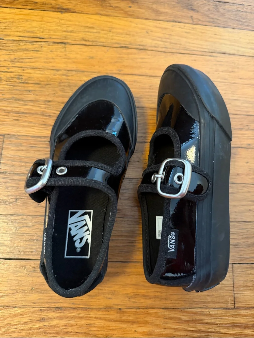 Vans sleek patent